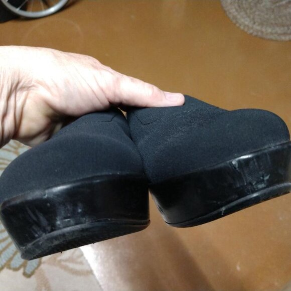 Stuart Weitzman Slip on Wedge JW57944-  Size 8M - Picture 11 of 12